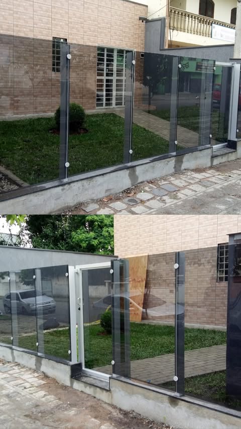 Fechamento em vidro com acabamento técnico